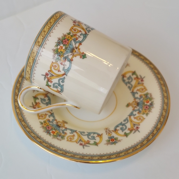 Aynsley Henley Cup & Saucer - Picture 4 of 10